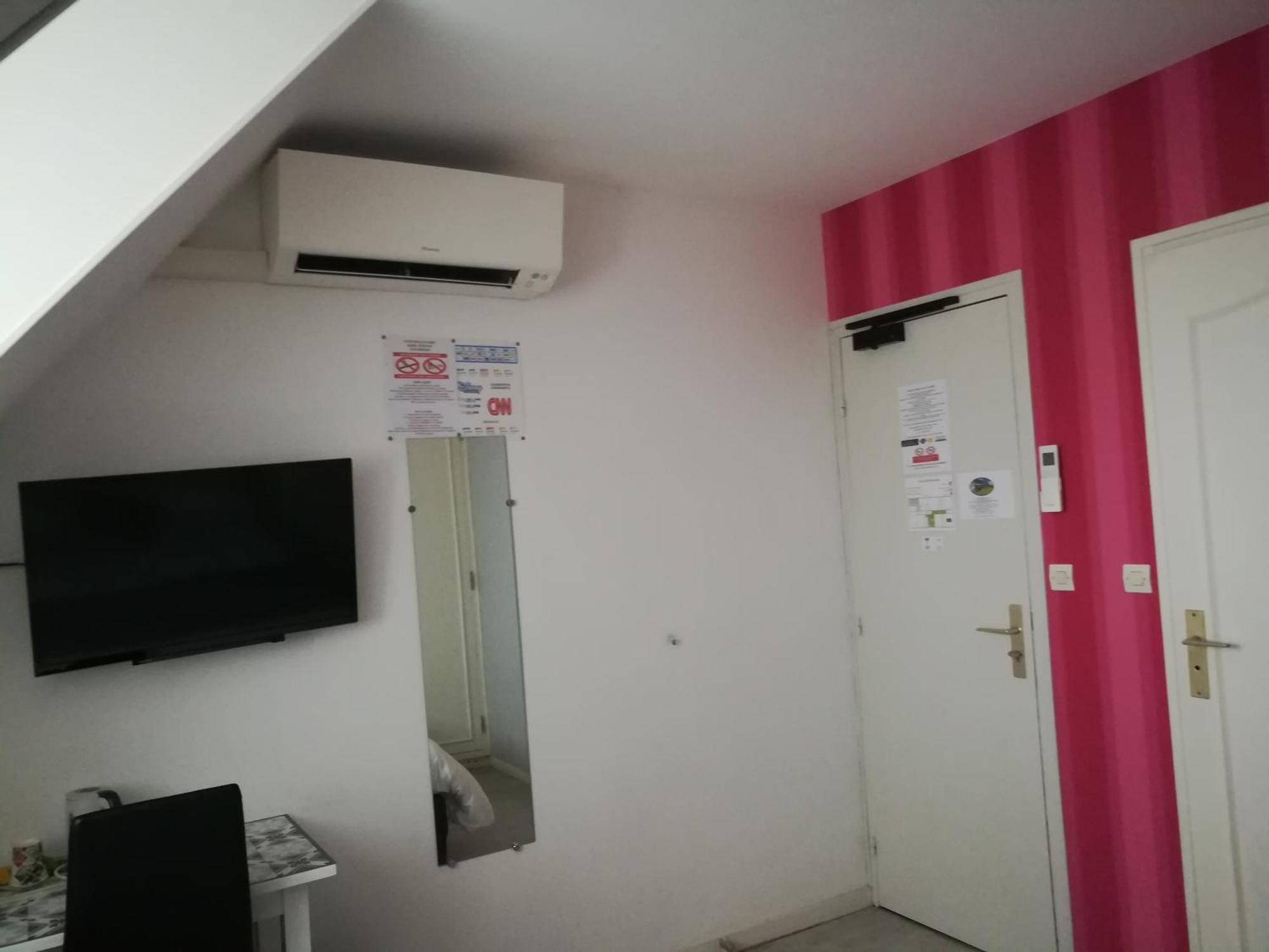 Contact Hotel Du Relais Thouars Zimmer foto