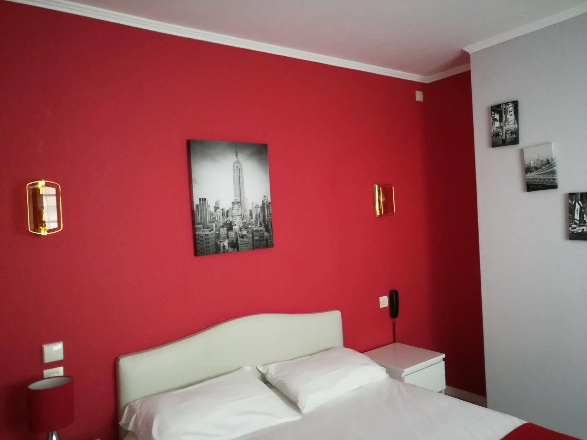 Contact Hotel Du Relais Thouars Exterior foto
