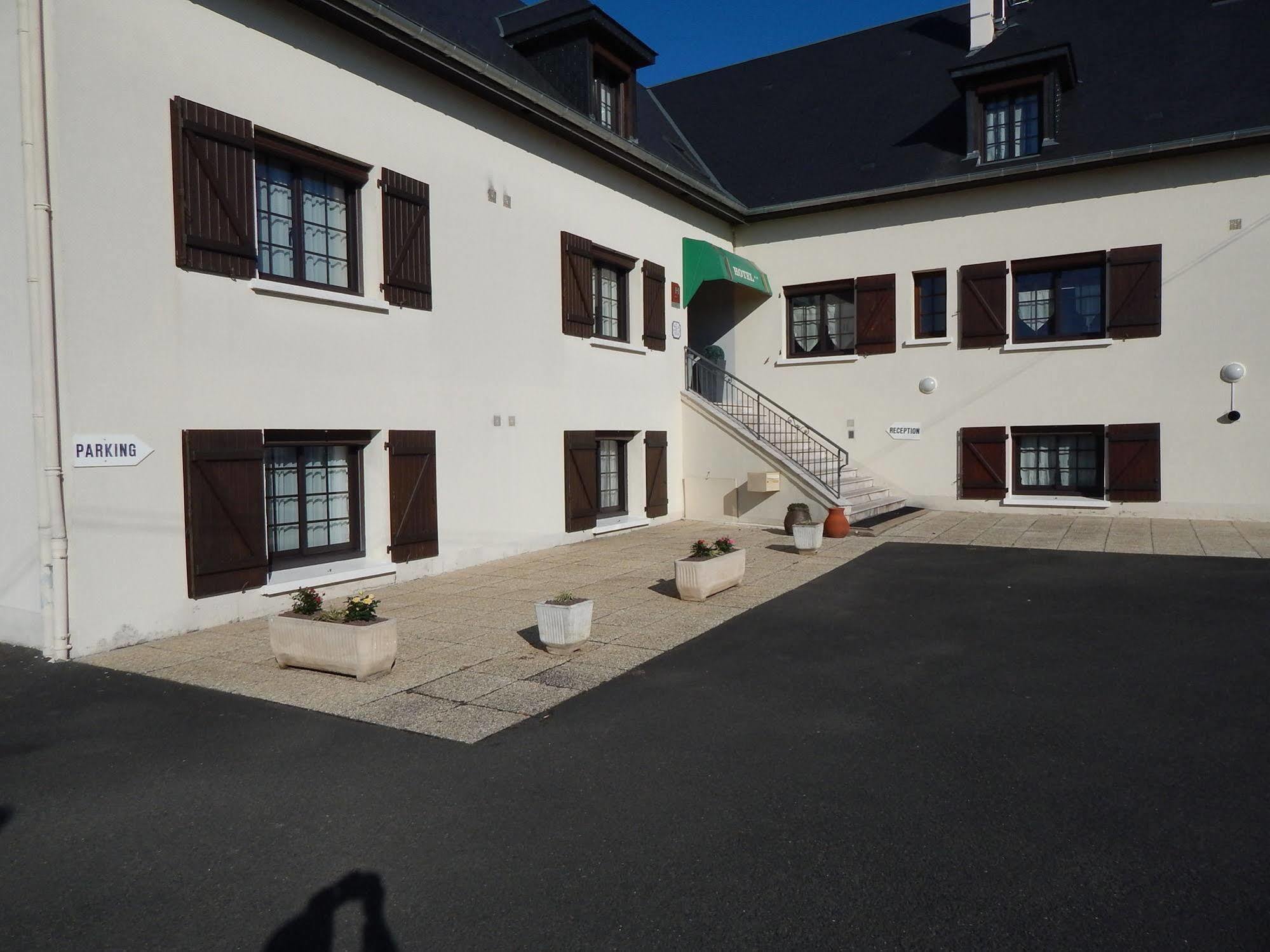 Contact Hotel Du Relais Thouars Exterior foto