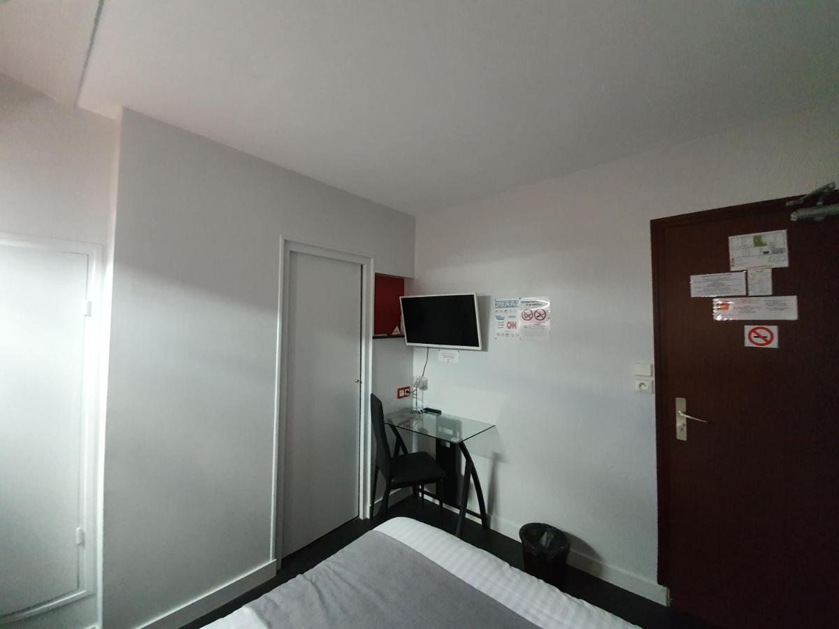 Contact Hotel Du Relais Thouars Zimmer foto
